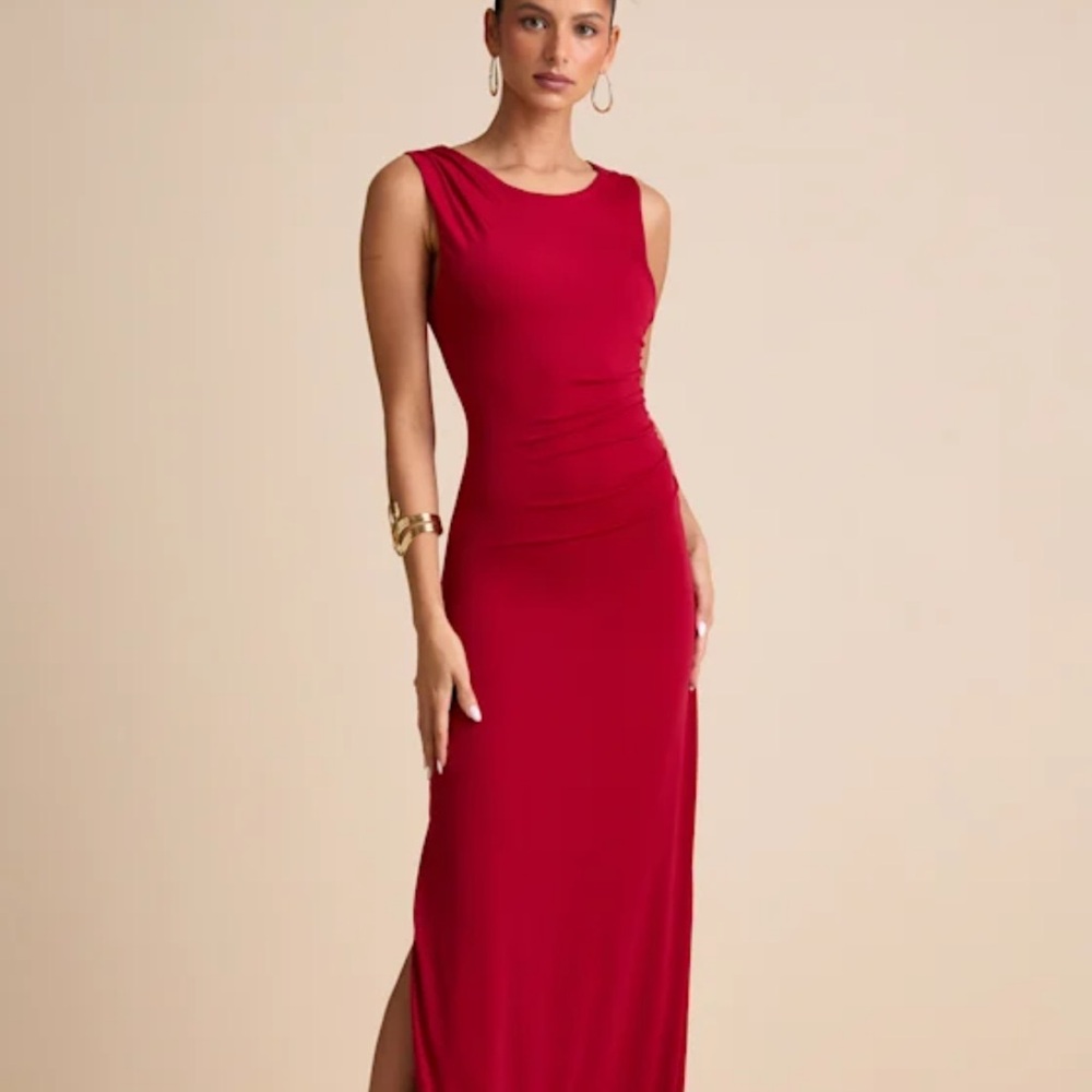 NWT Lulu’s Elegant Red Sleeveless Dress - size XS